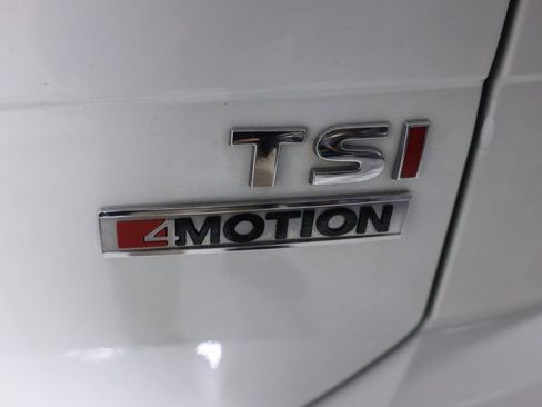 Used 2018 Volkswagen Golf S image 52