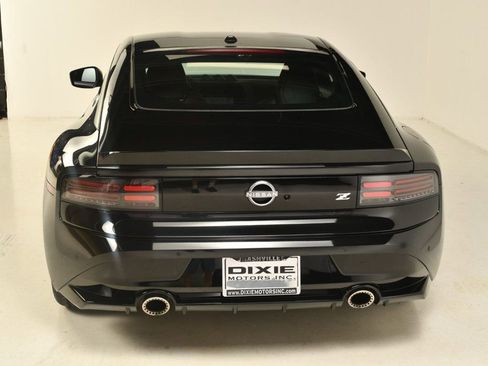 Used 2024 Nissan Z Performance w/ Floor Mat Package image 9