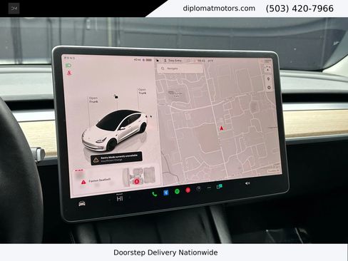 Used 2022 Tesla Model 3 Performance image 29
