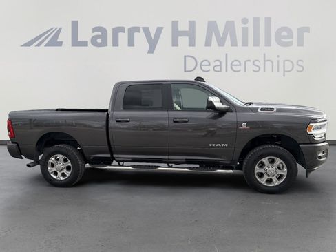 Used 2021 RAM 2500 Big Horn w/ Level 2 Equipment Group image 9