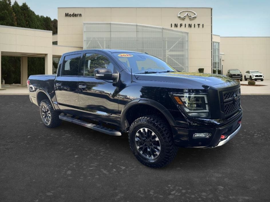 Used 2020 Nissan Titan PRO-4X w/ Pro-4x Convenience Package AWD/4WD image 6