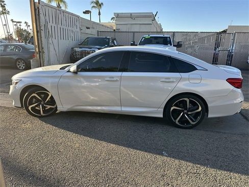 Used 2019 Honda Accord Sport image 7