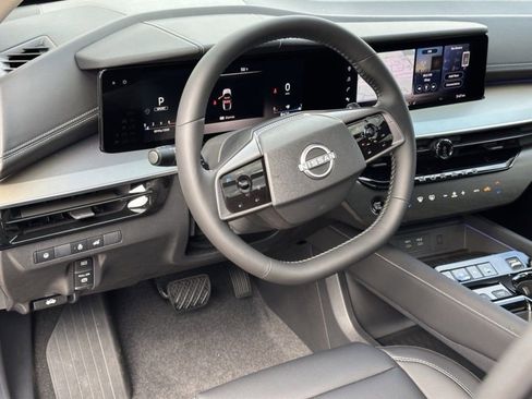 Certified 2025 Nissan Murano SL w/ Cargo Package image 14