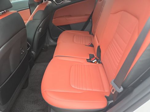 New 2026 Kia Sportage SX FWD image 6