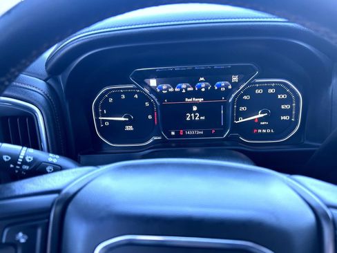 Used 2021 GMC Sierra 1500 AT4 w/ AT4 Premium Package image 14