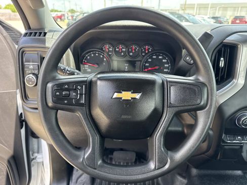 Used 2025 Chevrolet Silverado 1500 W/T RWD image 20