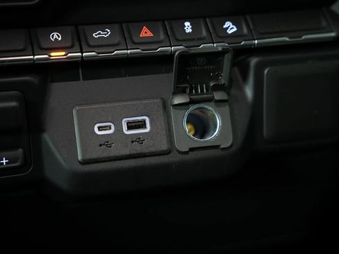 Used 2019 Chevrolet Silverado 1500 RST w/ All-Star Edition image 27