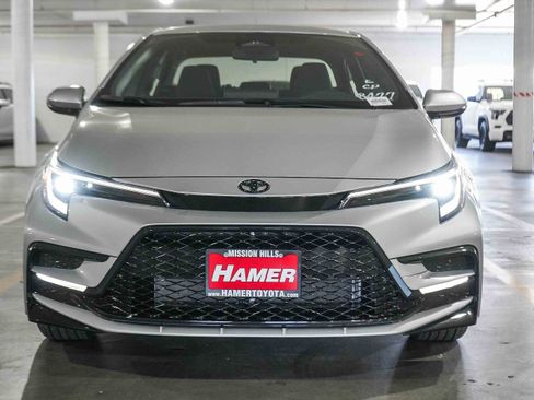 New 2026 Toyota Corolla SE image 2