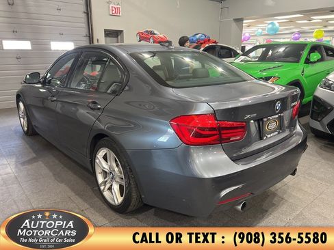 Used 2017 BMW 340i xDrive Sedan AWD/4WD image 4