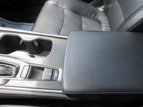 Used 2018 Honda Accord EX-L image 37