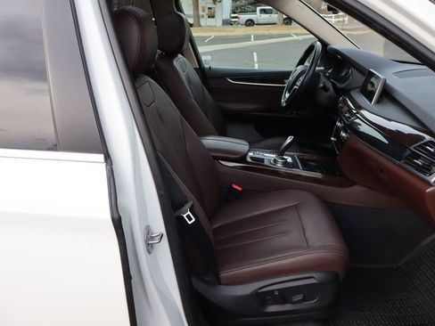 Used 2016 BMW X5 xDrive40e image 23