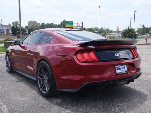 Used 2019 Ford Mustang GT Premium RWD image 5