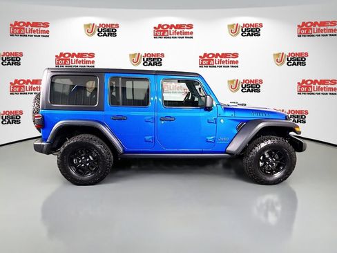 Used 2024 Jeep Wrangler Unlimited AWD/4WD image 18