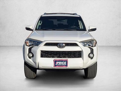 Used 2015 Toyota 4Runner SR5 Premium image 2