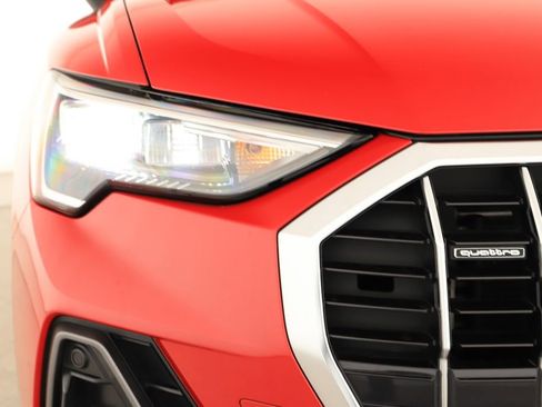 Certified 2022 Audi Q3 2.0T Premium w/ Convenience Package AWD/4WD image 42