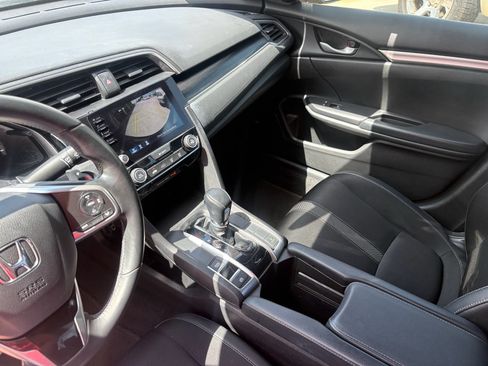 Used 2019 Honda Civic Sport image 17
