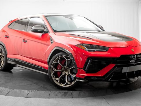 Used 2024 Lamborghini Urus Performante AWD/4WD image 1