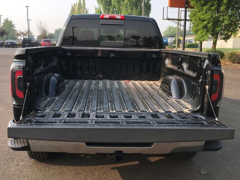 Used 2015 GMC Sierra 1500 SLT w/ SLT Crew Cab Value Package AWD/4WD image 6