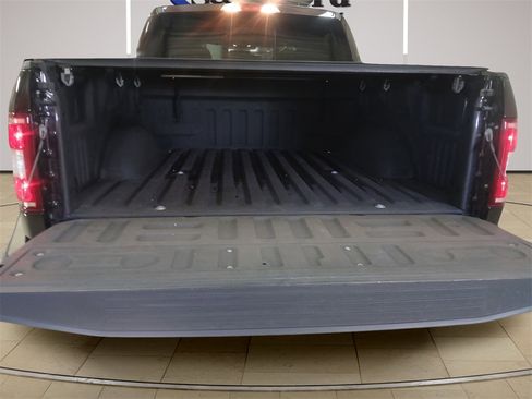 Certified 2018 Ford F150 XLT w/ Equipment Group 302A Luxury image 25