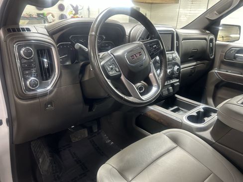 Certified 2021 GMC Sierra 1500 SLT w/ SLT Premium Package AWD/4WD image 11