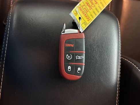 Used 2023 Dodge Charger SRT Hellcat w/ Harman/Kardon Audio Group image 33