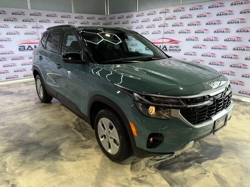 Used 2024 Kia Seltos S AWD/4WD image 5