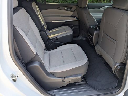 New 2027 Chevrolet Traverse LT w/ Midnight/Sport Edition FWD image 28
