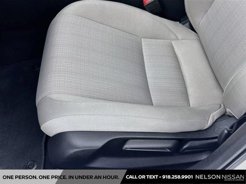 Used 2022 Honda Civic EX image 18