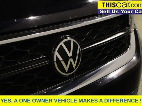 Used 2024 Volkswagen Taos SE FWD image 11