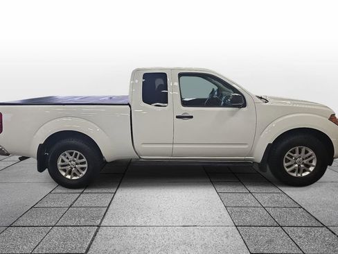 Used 2019 Nissan Frontier SV RWD image 4