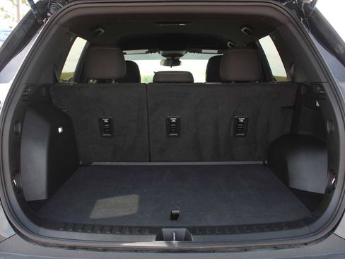 Used 2026 Chevrolet Equinox LT FWD image 10