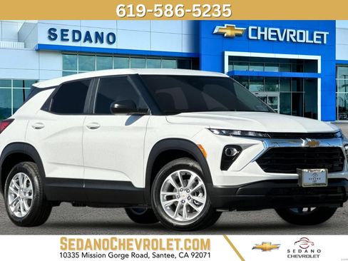 New 2026 Chevrolet TrailBlazer LS w/ LS Convenience Package FWD image 1