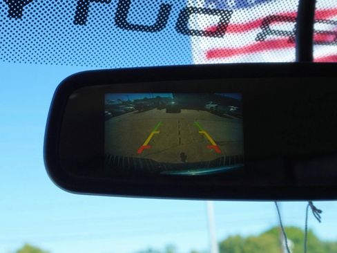 Used 2011 Ford F250 Lariat w/ Lariat Interior Pkg image 19