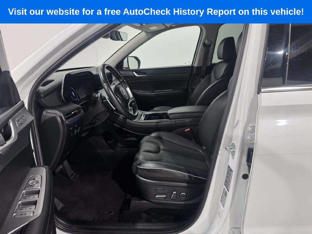 Used 2025 Hyundai Palisade Limited FWD image 15