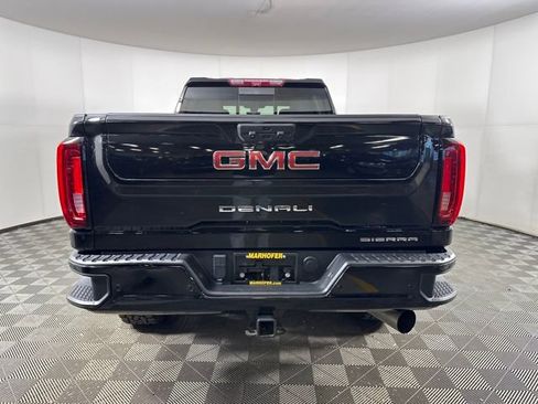 Used 2023 GMC Sierra 2500 Denali w/ Denali Black Diamond Edition image 4