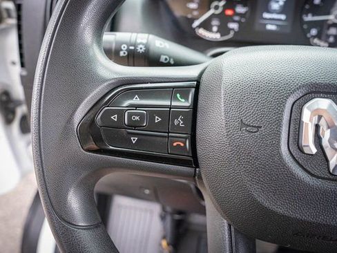 Used 2023 RAM ProMaster 2500 w/ Convenience Group image 18