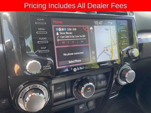 Used 2023 Toyota 4Runner TRD Off-Road Premium w/ Moonroof Package AWD/4WD image 31