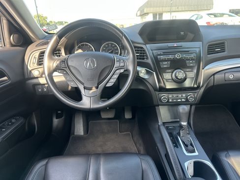 Used 2020 Acura ILX FWD image 13