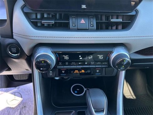 Used 2025 Toyota RAV4 Limited image 18