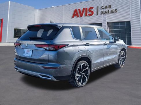 Used 2024 Mitsubishi Outlander SE AWD/4WD image 7