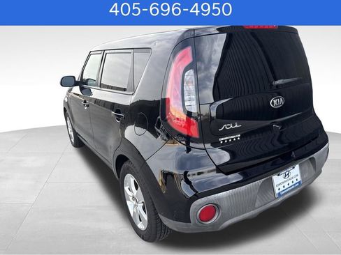 Used 2019 Kia Soul image 6