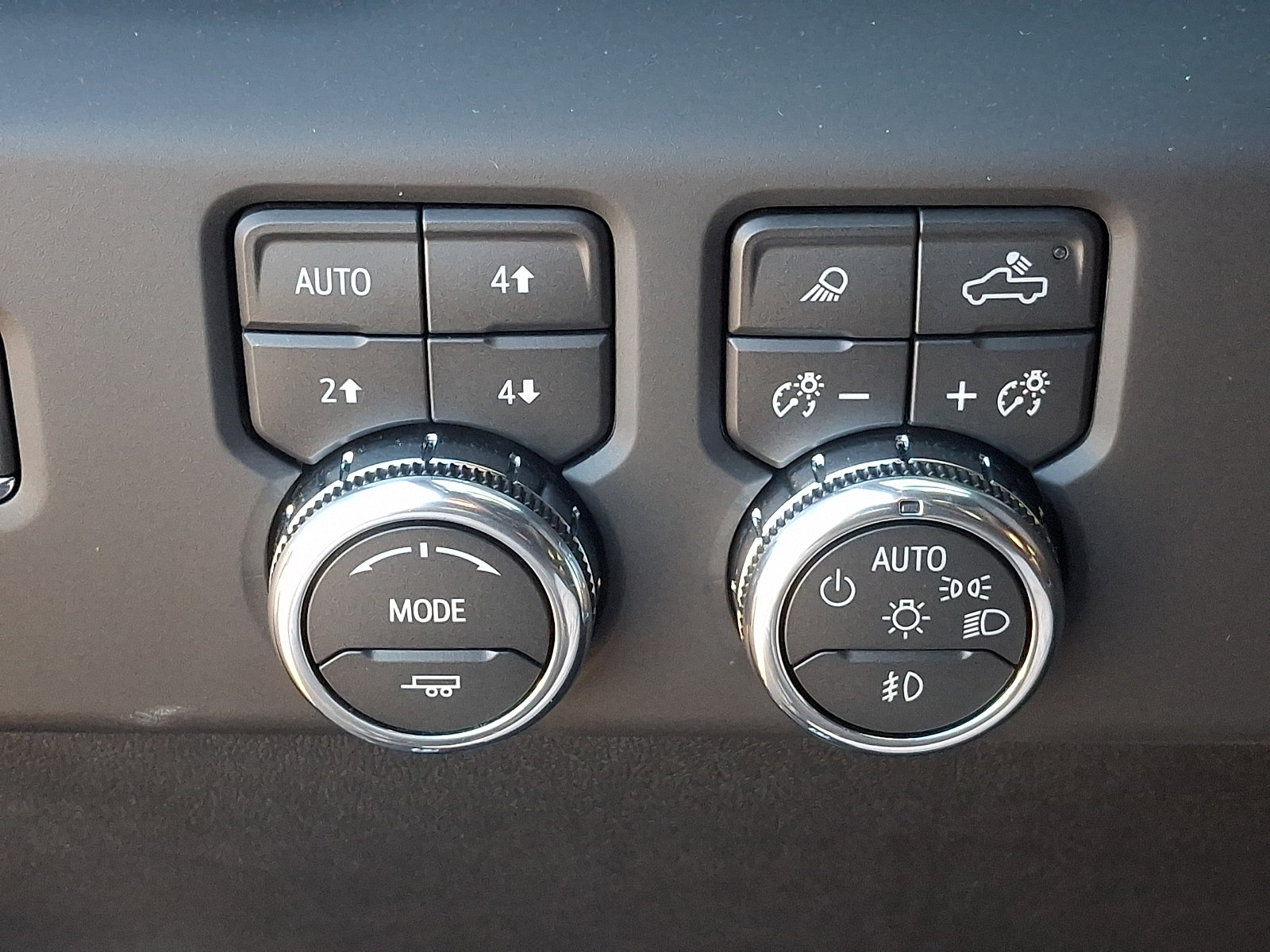 Used 2026 GMC Sierra 3500 Denali Ultimate AWD/4WD image 27