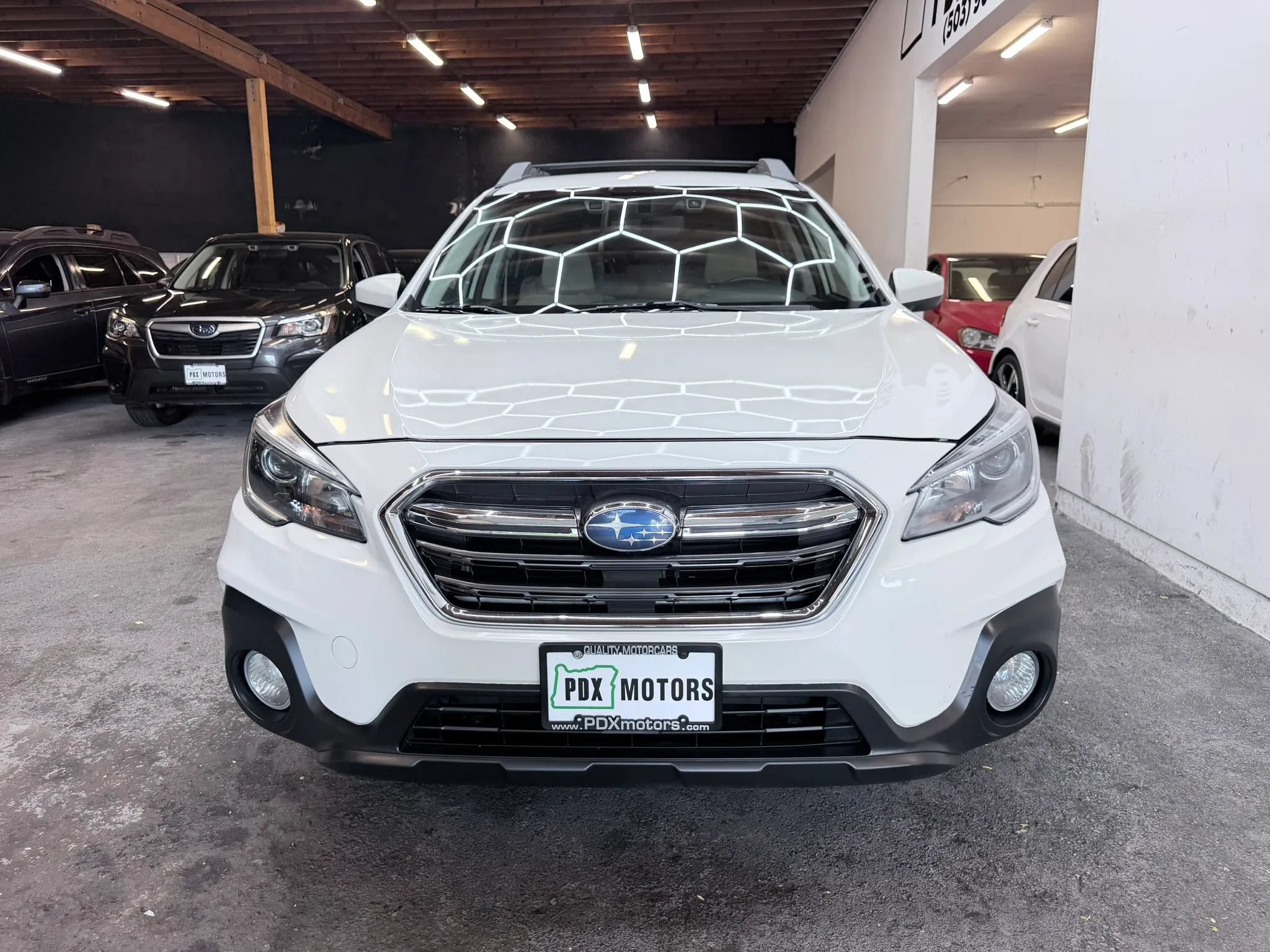 Used 2019 Subaru Outback 2.5i Premium AWD/4WD image 3