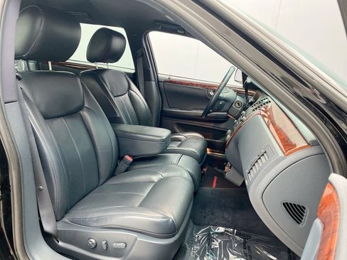 Used 2009 Cadillac DTS Limousine FWD image 20