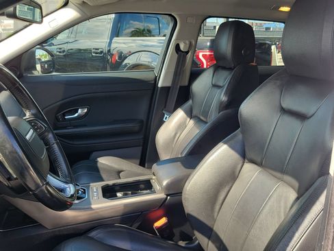 Used 2019 Land Rover Range Rover Evoque SE AWD/4WD image 11
