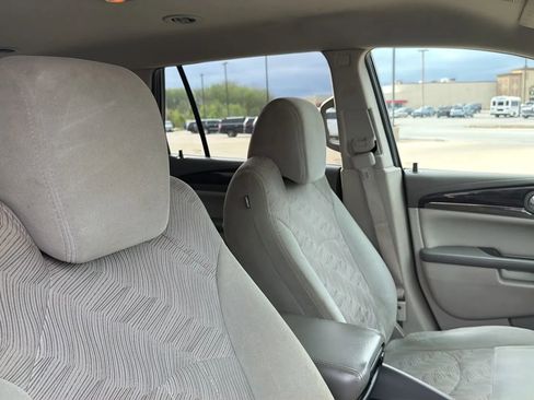 Used 2015 Buick Enclave Convenience FWD image 76