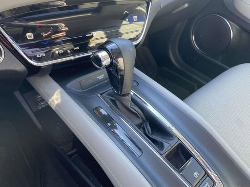 Used 2022 Honda HR-V EX image 43