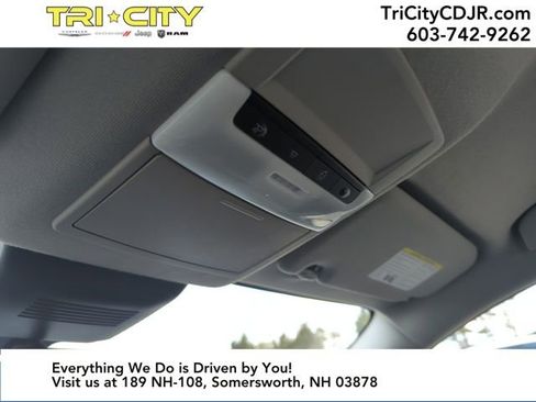 Used 2024 Nissan Sentra SV image 25