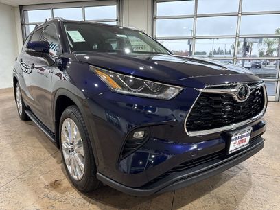 New 2026 Toyota Highlander Limited