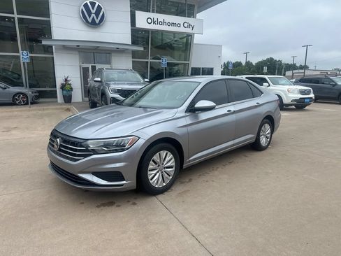 Used 2020 Volkswagen Jetta S w/ Driver Assistance Package FWD image 1
